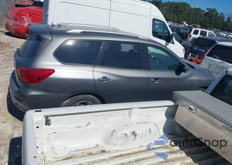 2019 Nissan Pathfinder Platinum z USA, uszkodzony, nr VIN 5N1DR2MM1KC642787